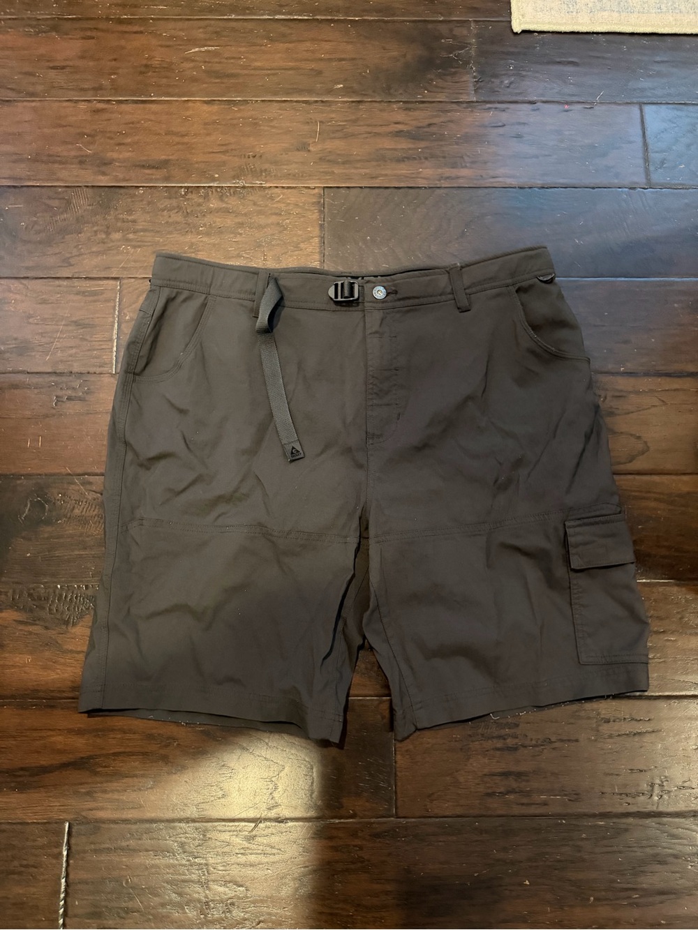 Gerry Explore Men’s Size 40 Gray Stretch Outdoor Shorts 9” Inseam